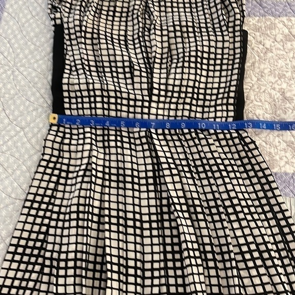 L’AGENCE pleated check pattern midi dress size 0 - Picture 9 of 16